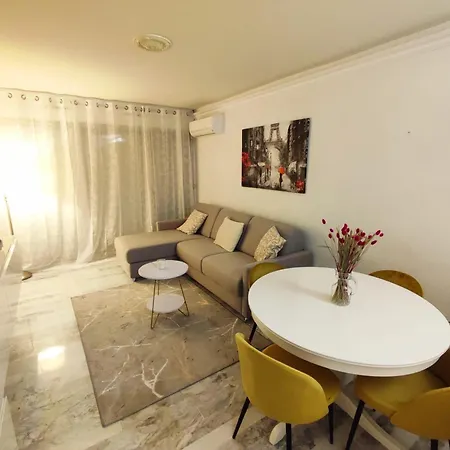 Apartment Elegance With Swimming Pool In Residence 公寓