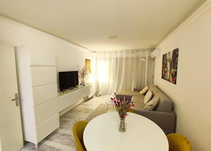 Mas De Tanit & Vacance Deluxe Apartment Antibes